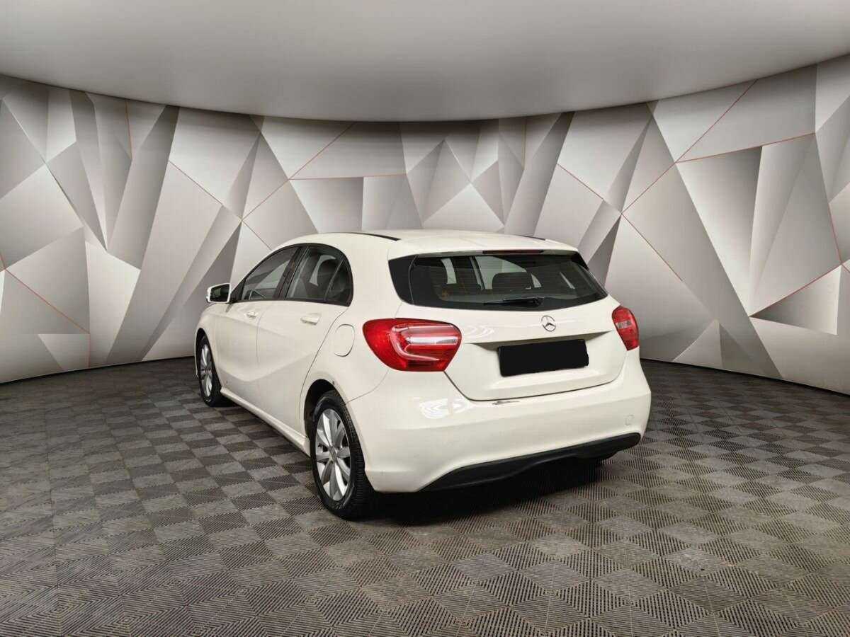 Купить Mercedes-Benz A-Класс с пробегом. Фото: #3