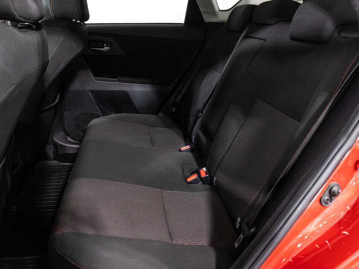 Купить Toyota Auris с пробегом. Фото: #9