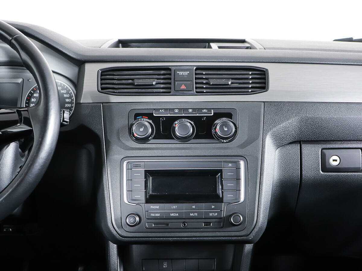 Купить Volkswagen Caddy с пробегом. Фото: #11