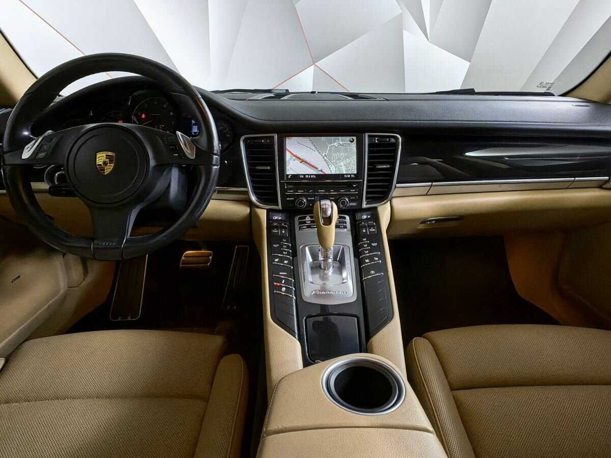 Купить Porsche Panamera с пробегом. Фото: #9