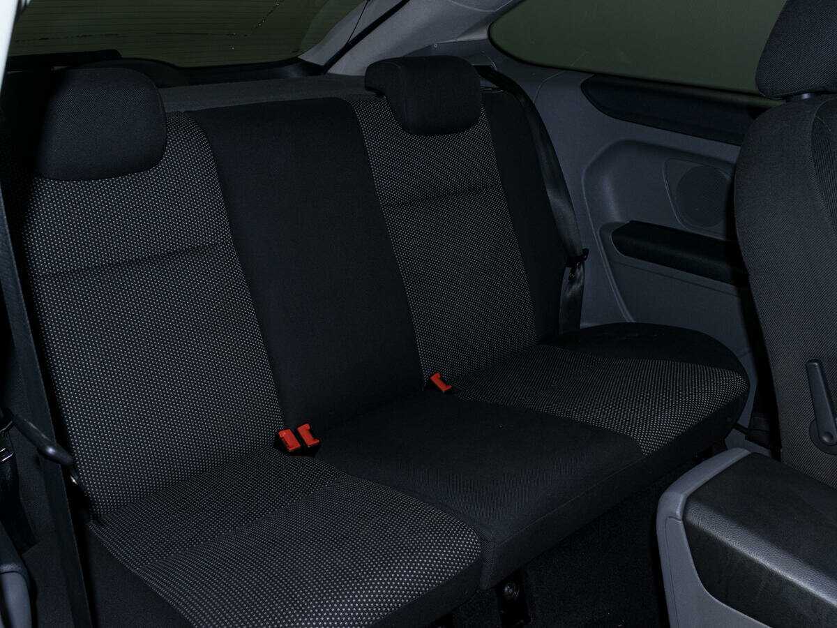 Купить Ford Focus с пробегом. Фото: #10