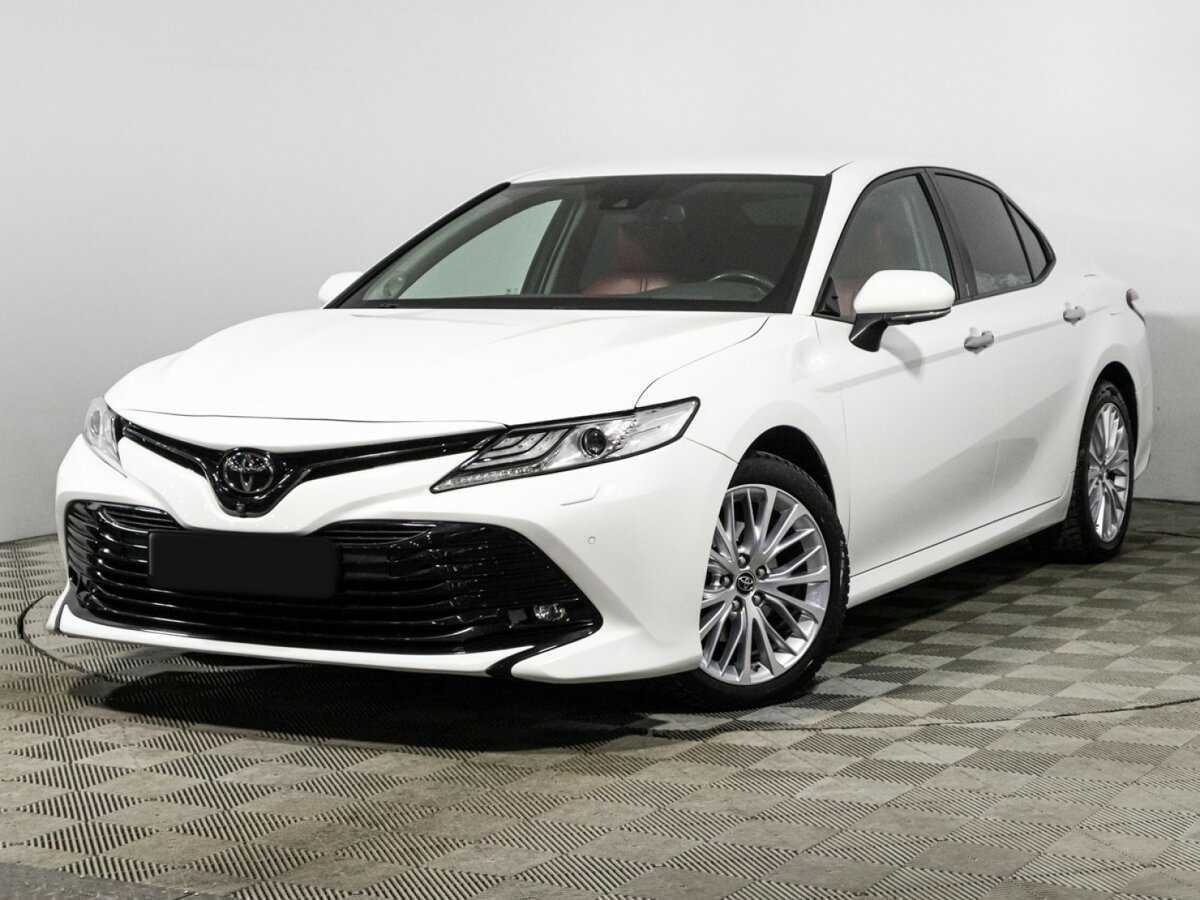 Купить Toyota Camry с пробегом. Посмотреть фото