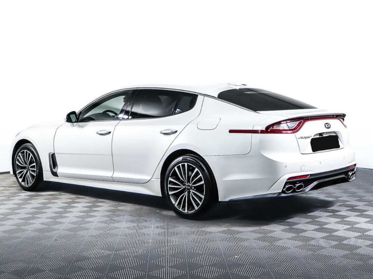 Купить Kia Stinger с пробегом. Фото: #6