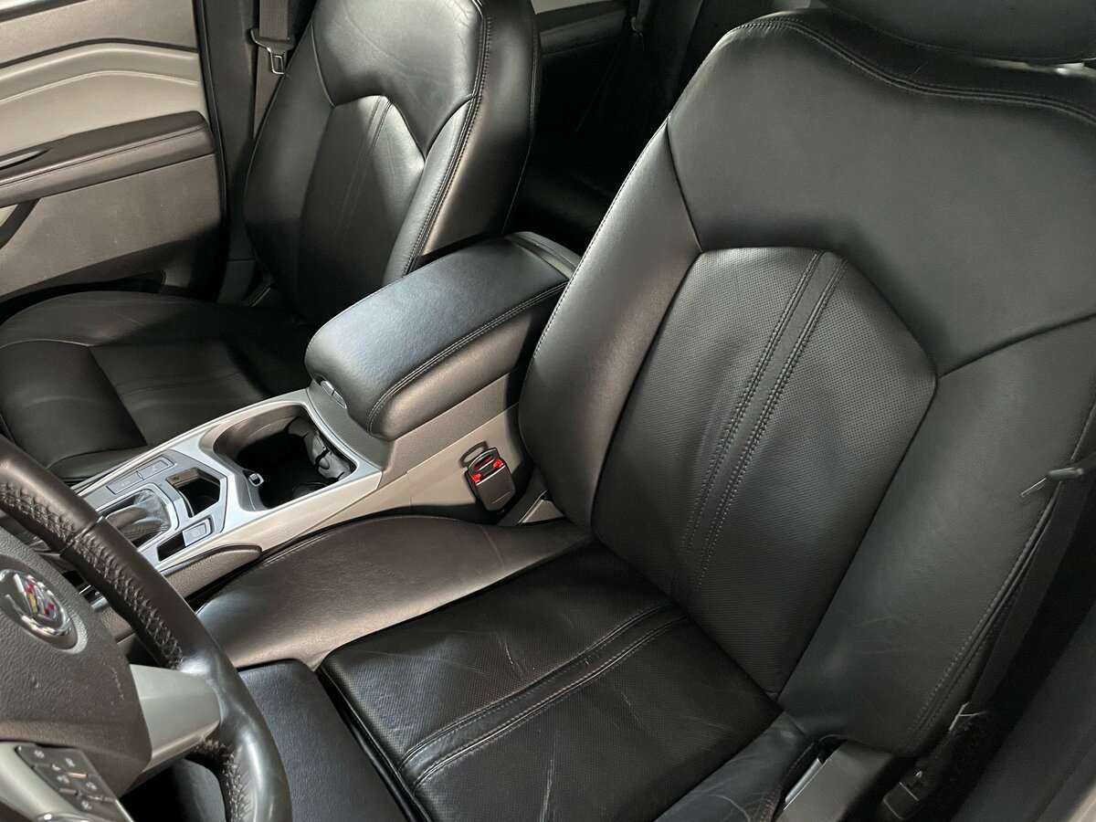 Купить Cadillac SRX с пробегом. Фото: #20