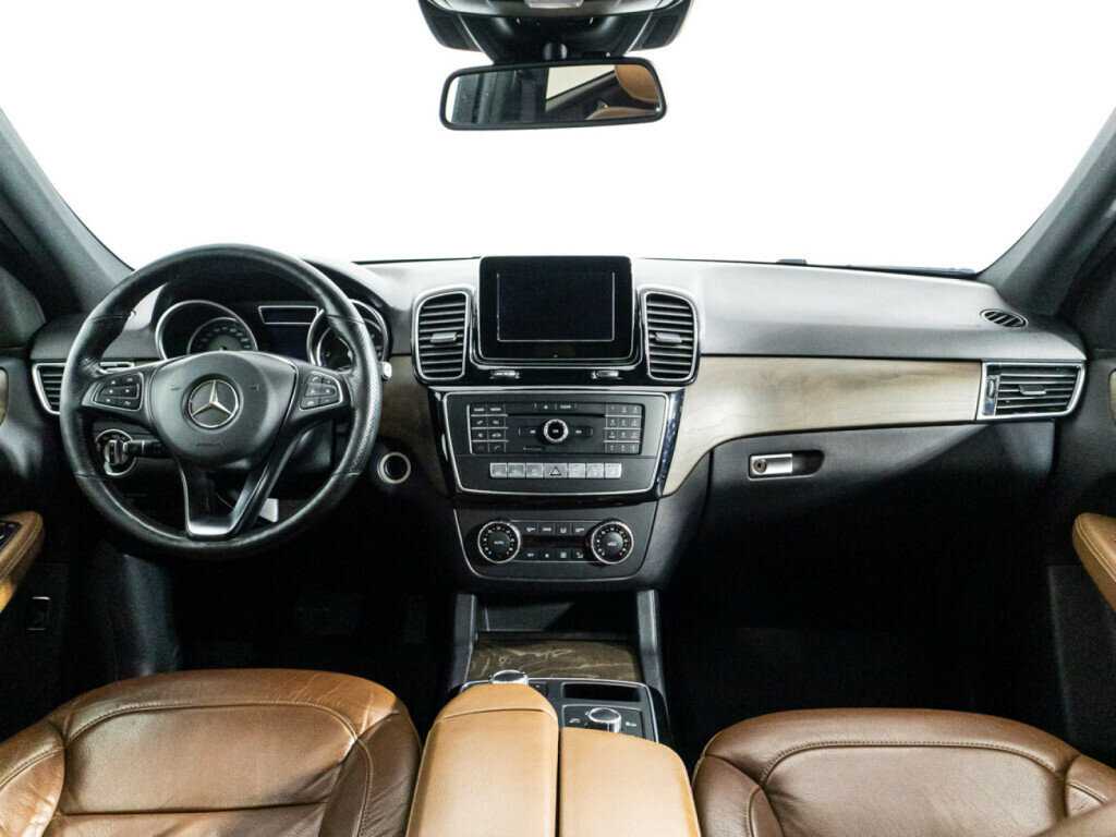 Купить Mercedes-Benz GLE с пробегом. Фото: #12