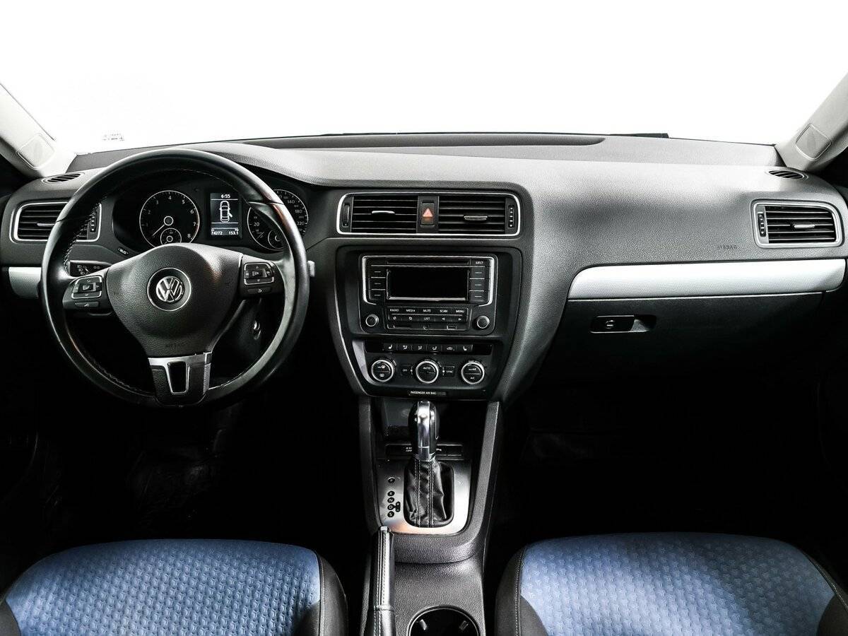 Купить Volkswagen Jetta с пробегом. Фото: #10