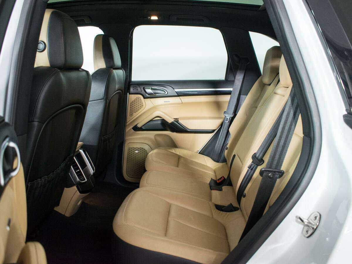 Купить Porsche Cayenne с пробегом. Фото: #9