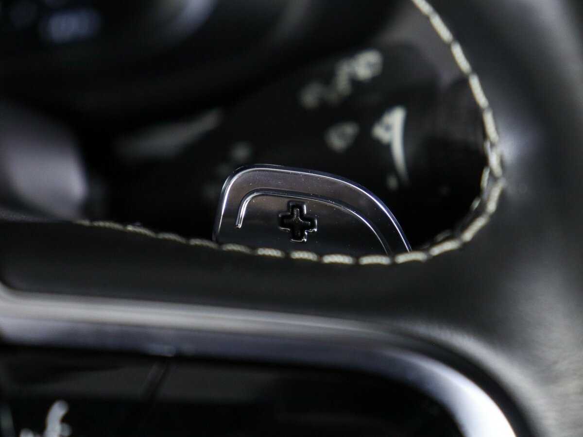 Купить Volvo XC60 с пробегом. Фото: #18