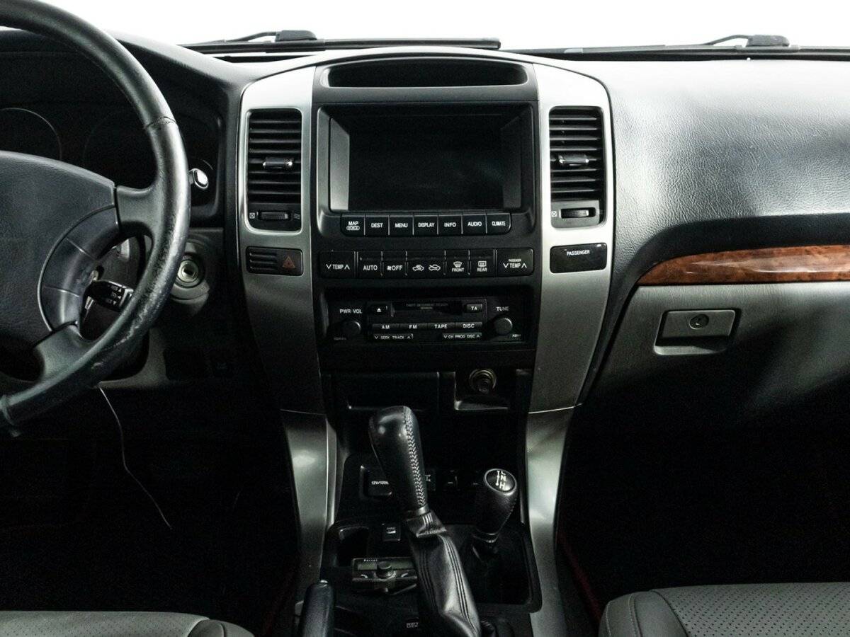 Купить Toyota Land Cruiser Prado с пробегом. Фото: #13