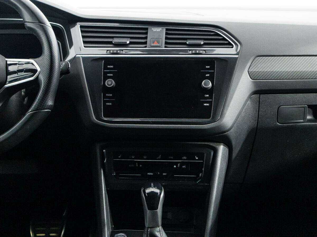 Купить Volkswagen Tiguan с пробегом. Фото: #13