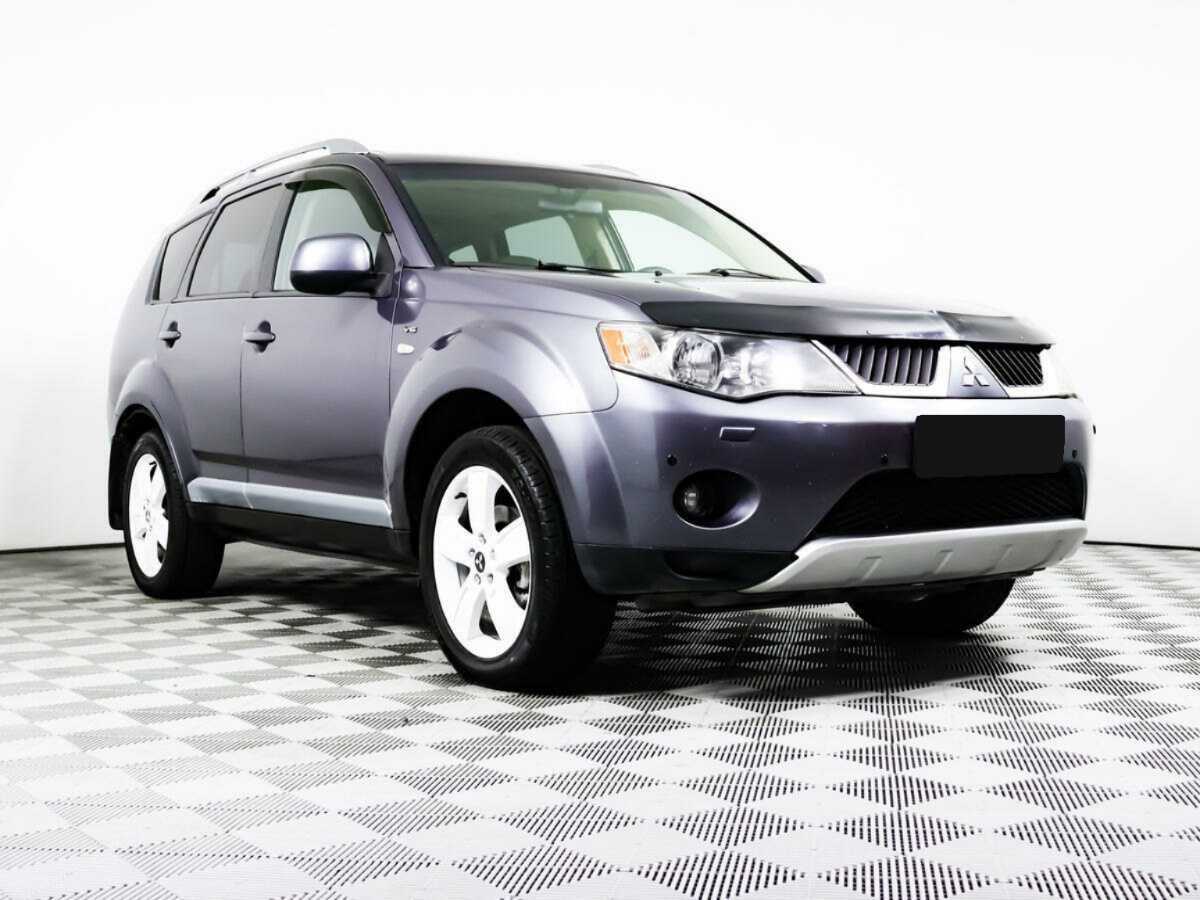 Купить Mitsubishi Outlander с пробегом. Фото: #2