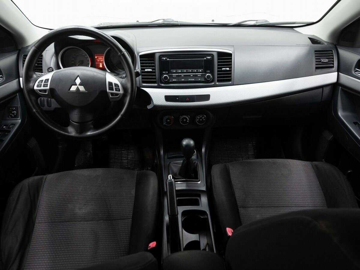 Купить Mitsubishi Lancer с пробегом. Фото: #12