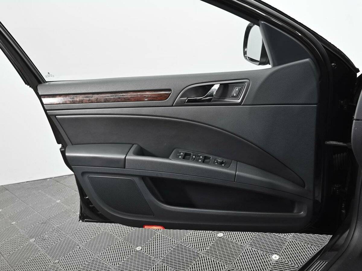 Купить Skoda Superb с пробегом. Фото: #5