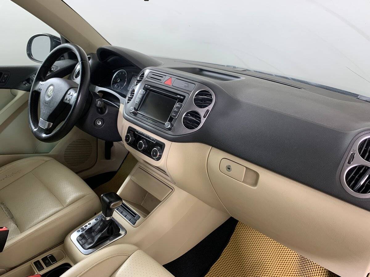 Купить Volkswagen Tiguan с пробегом. Фото: #12
