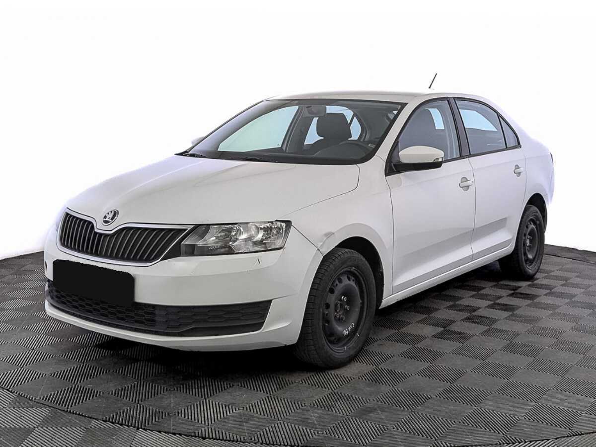 Купить Skoda Rapid с пробегом. Посмотреть фото