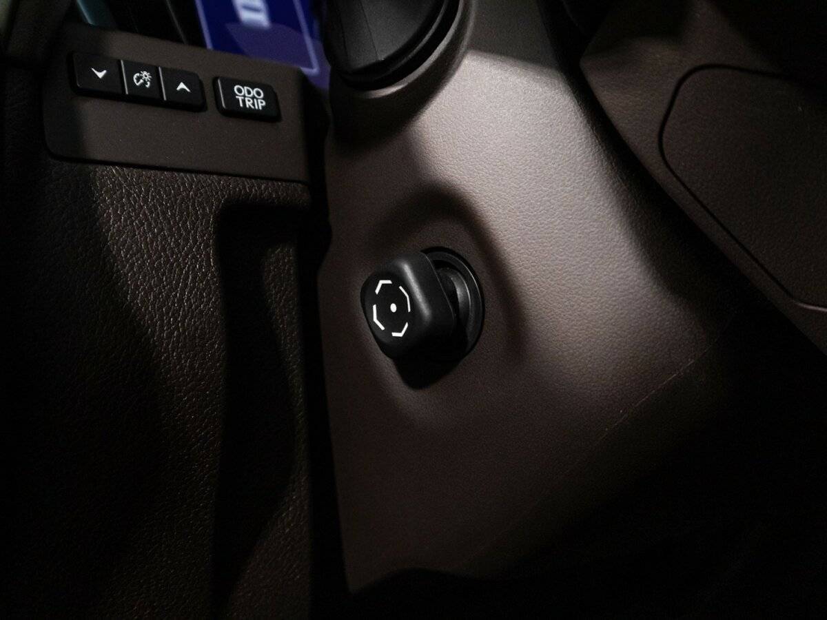 Купить Lexus ES с пробегом. Фото: #16