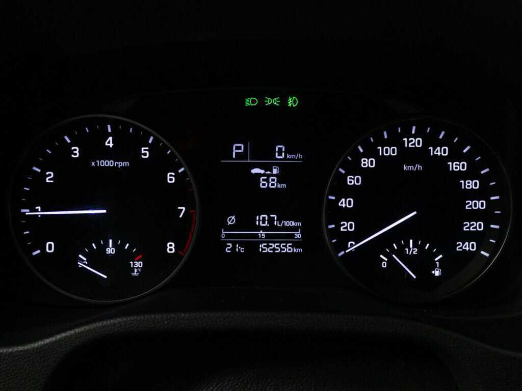 Купить Hyundai Elantra с пробегом. Фото: #11