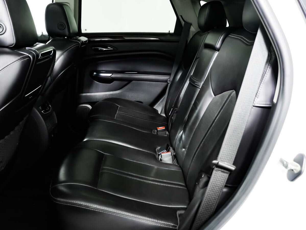 Купить Cadillac SRX с пробегом. Фото: #9