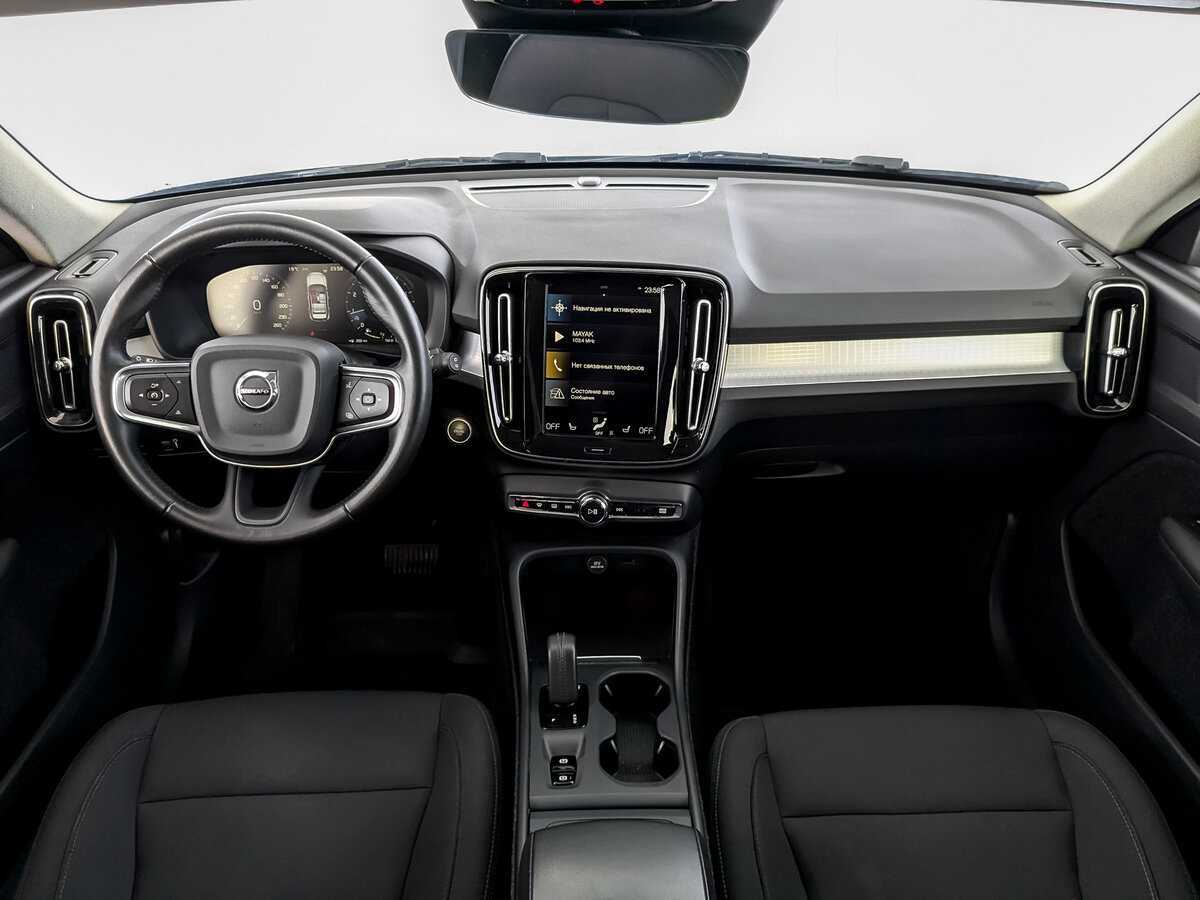 Купить Volvo XC40 с пробегом. Фото: #13
