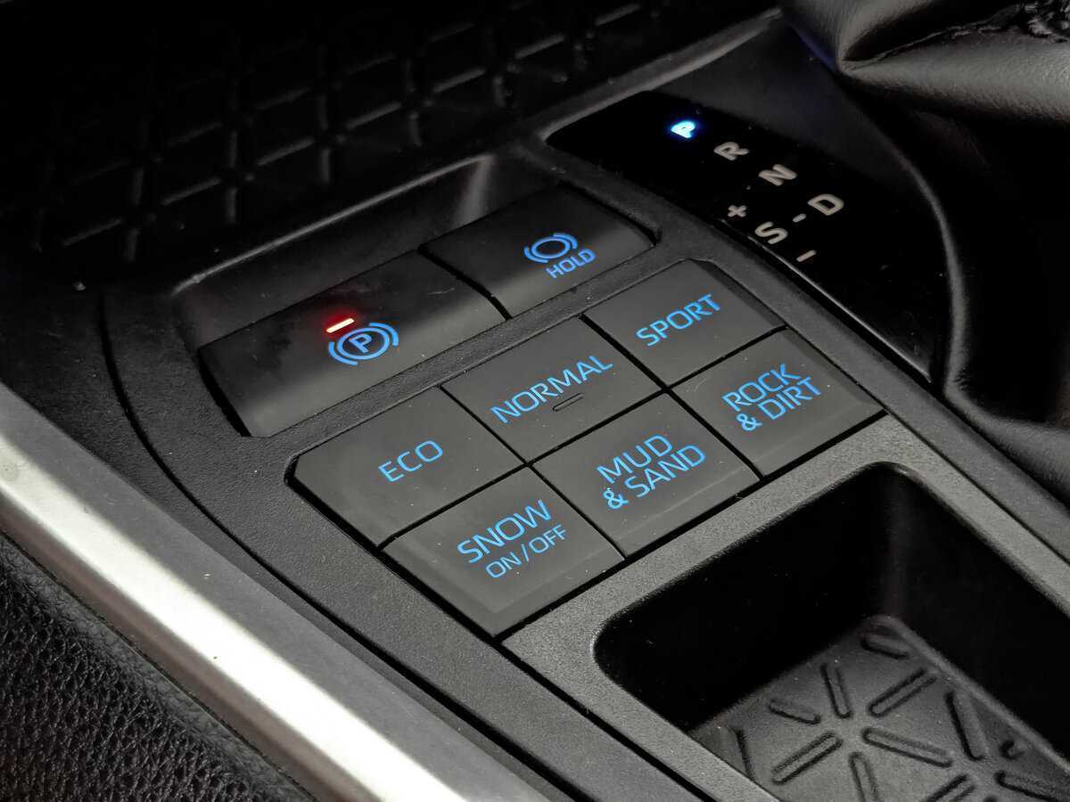 Купить Toyota RAV4 с пробегом. Фото: #16