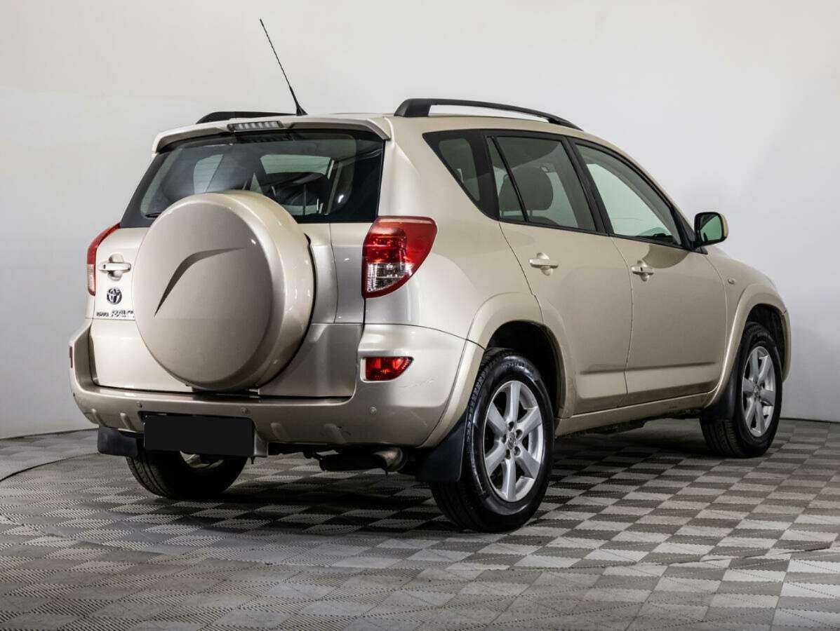 Купить Toyota RAV4 с пробегом. Фото: #4