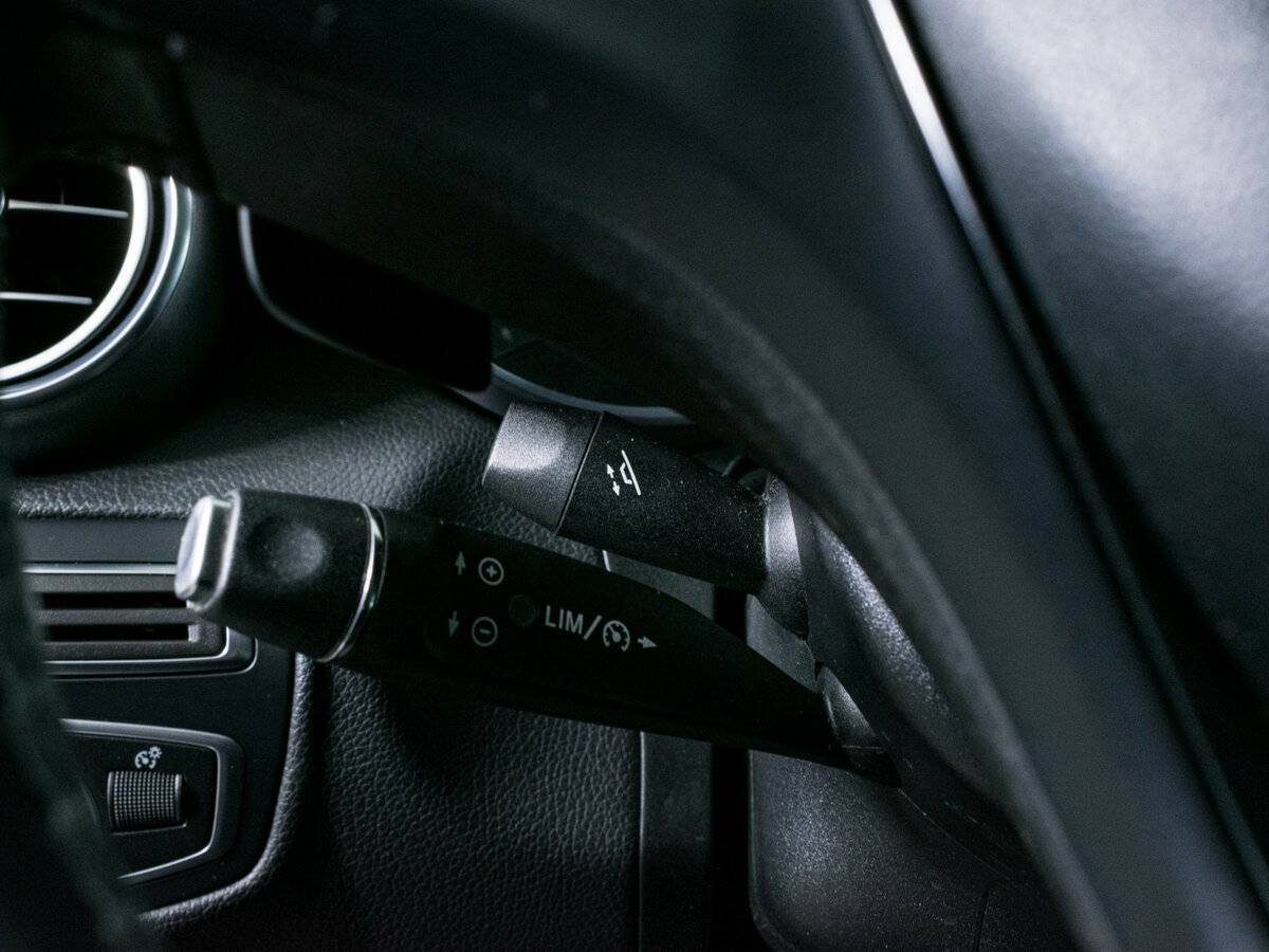 Купить Mercedes-Benz GLC с пробегом. Фото: #14