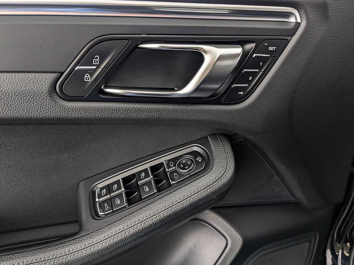 Купить Porsche Macan с пробегом. Фото: #26