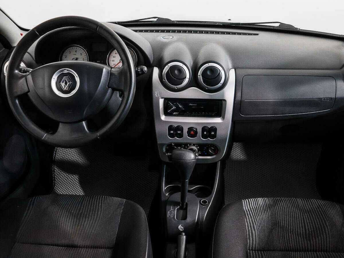 Купить Renault Sandero с пробегом. Фото: #11