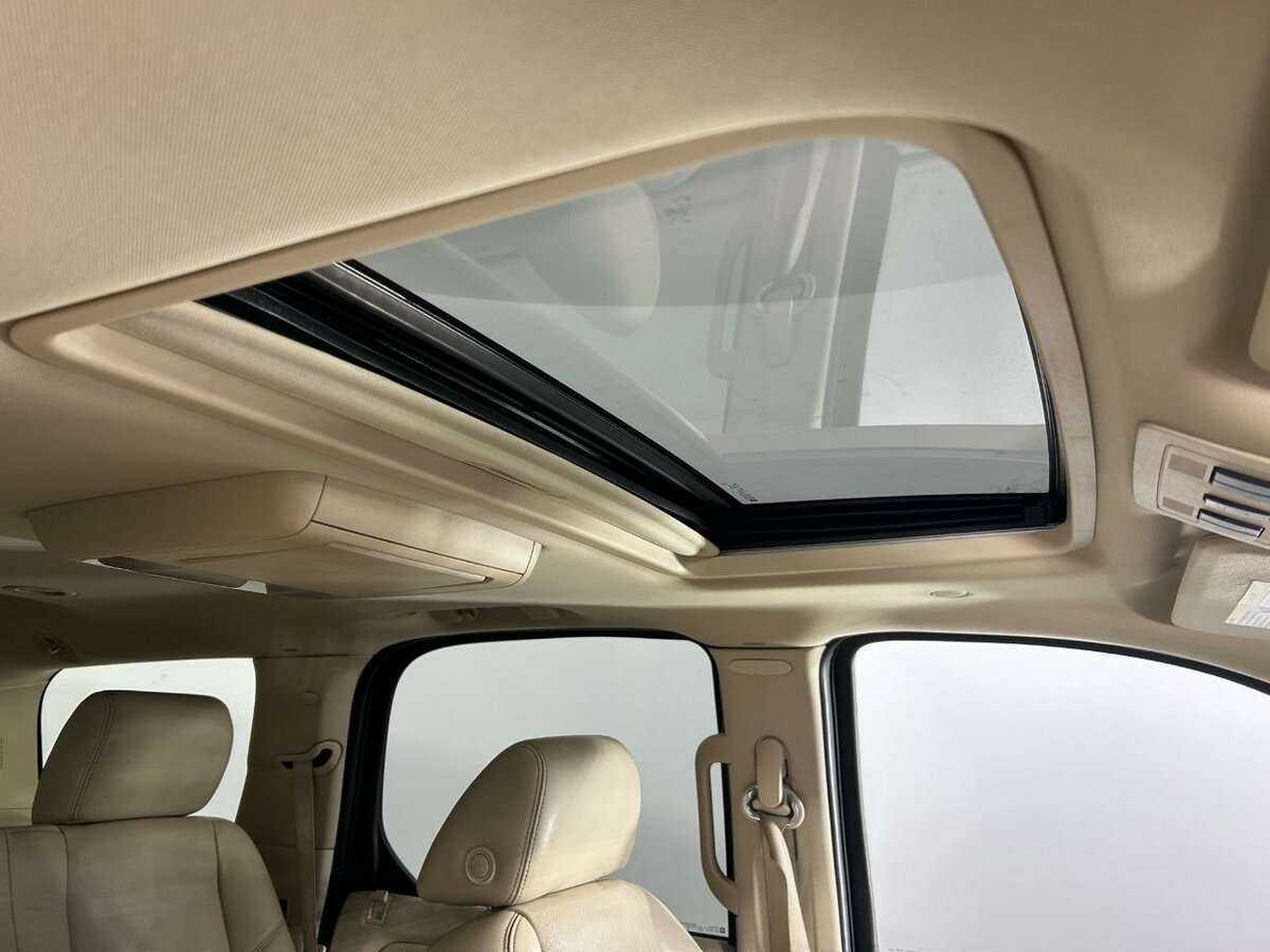 Купить Cadillac Escalade с пробегом. Фото: #14