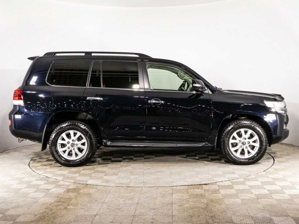 Купить Toyota Land Cruiser с пробегом. Фото: #3