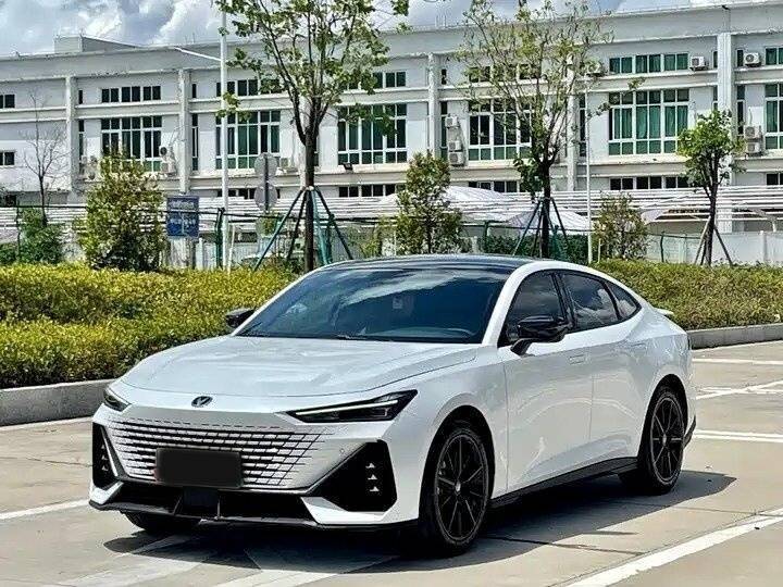 Купить Changan UNI-V с пробегом. Посмотреть фото