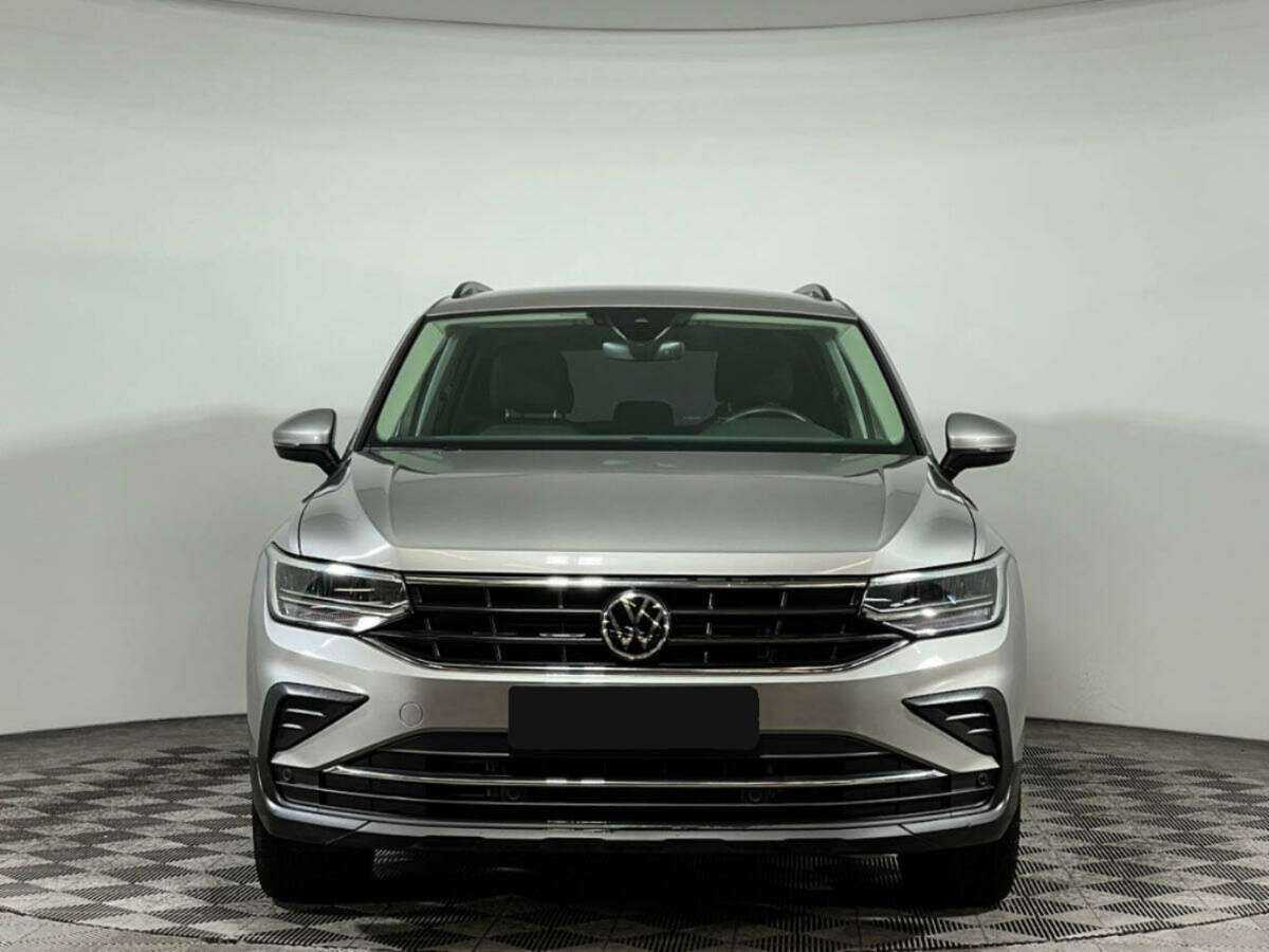 Купить Volkswagen Tiguan с пробегом. Фото: #1