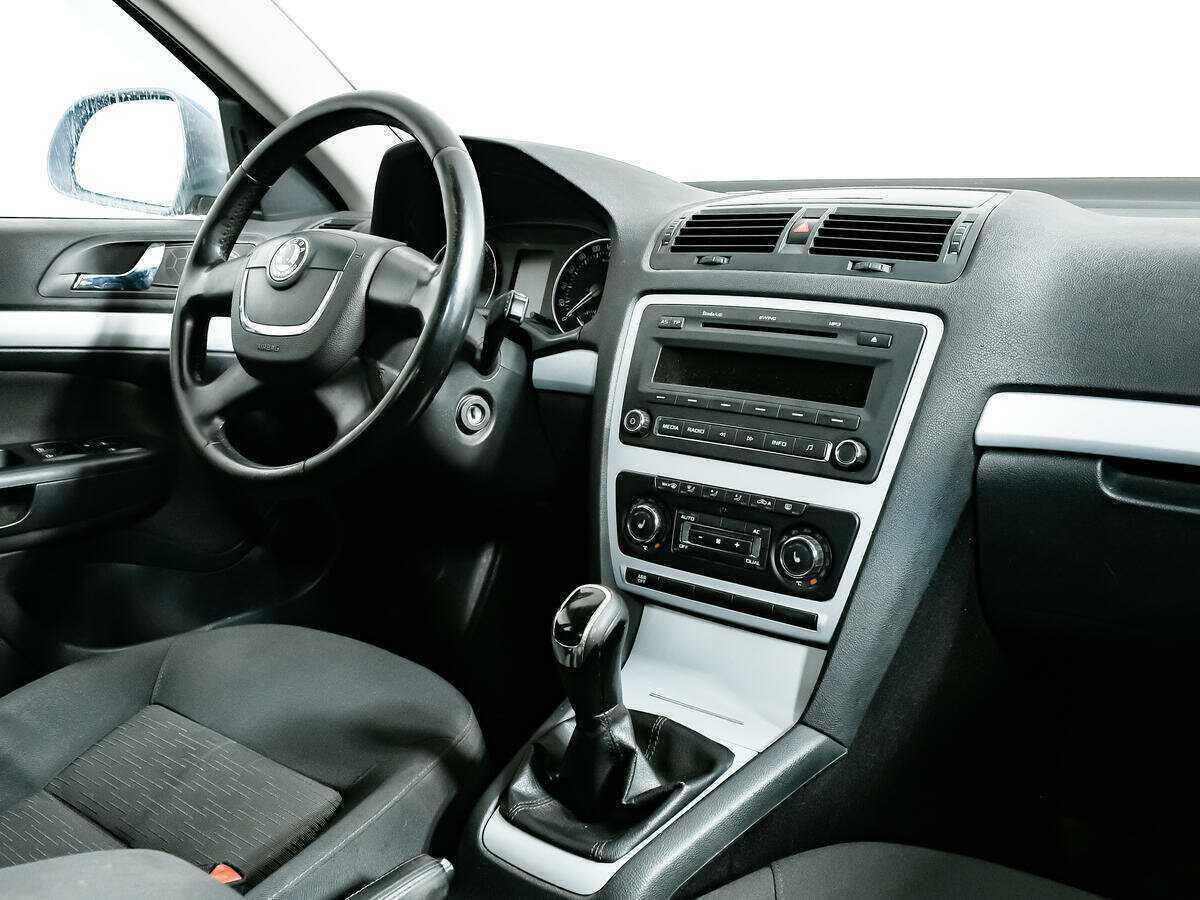 Купить Skoda Octavia с пробегом. Фото: #8