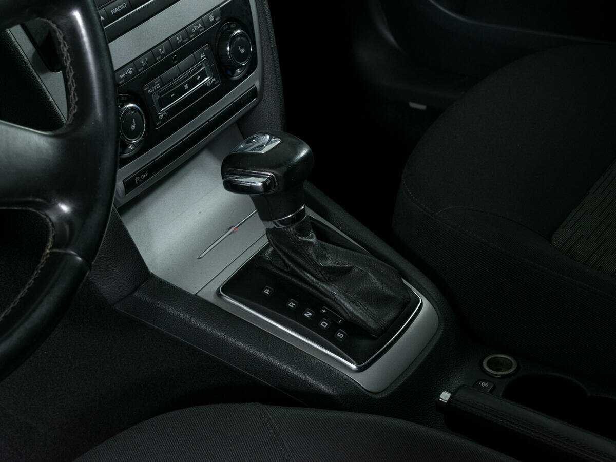Купить Skoda Octavia с пробегом. Фото: #11