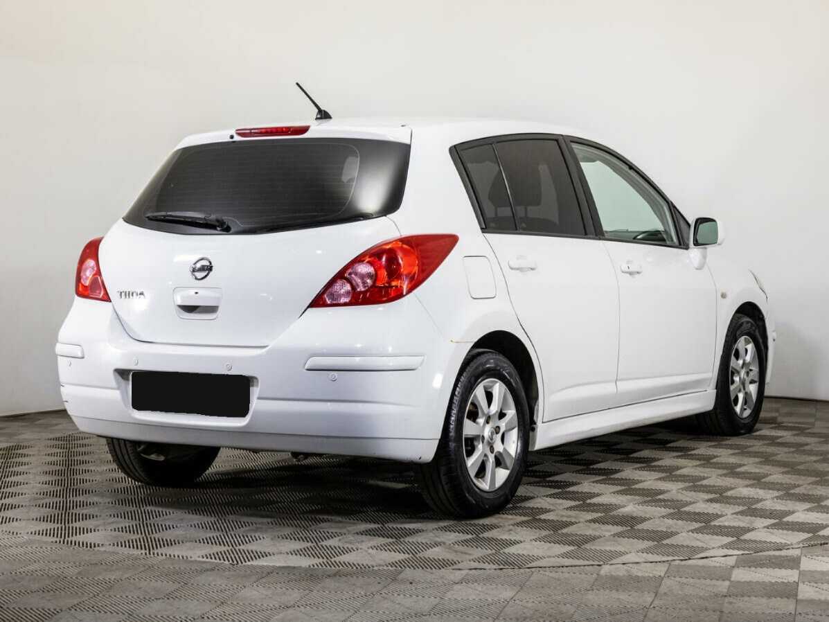 Купить Nissan Tiida с пробегом. Фото: #4