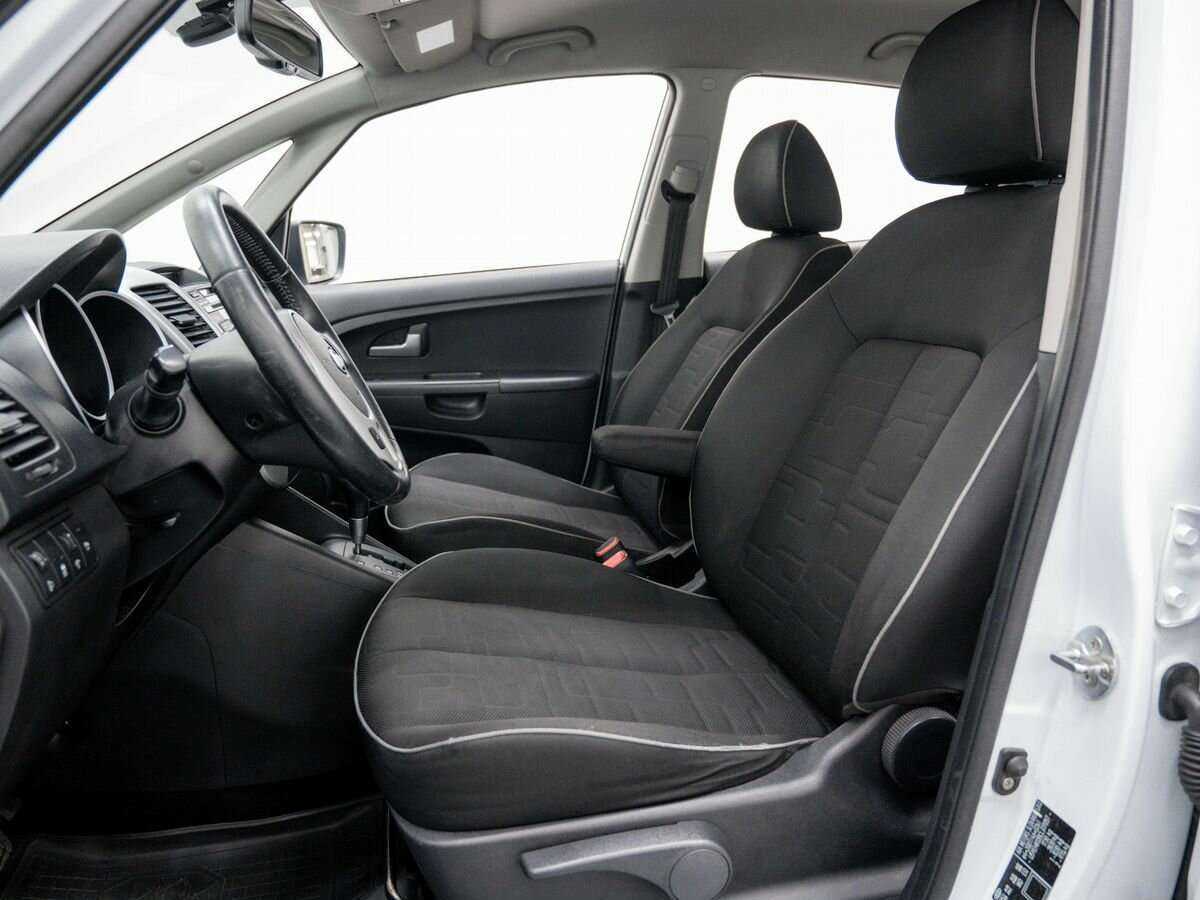 Купить Kia Venga с пробегом. Фото: #8