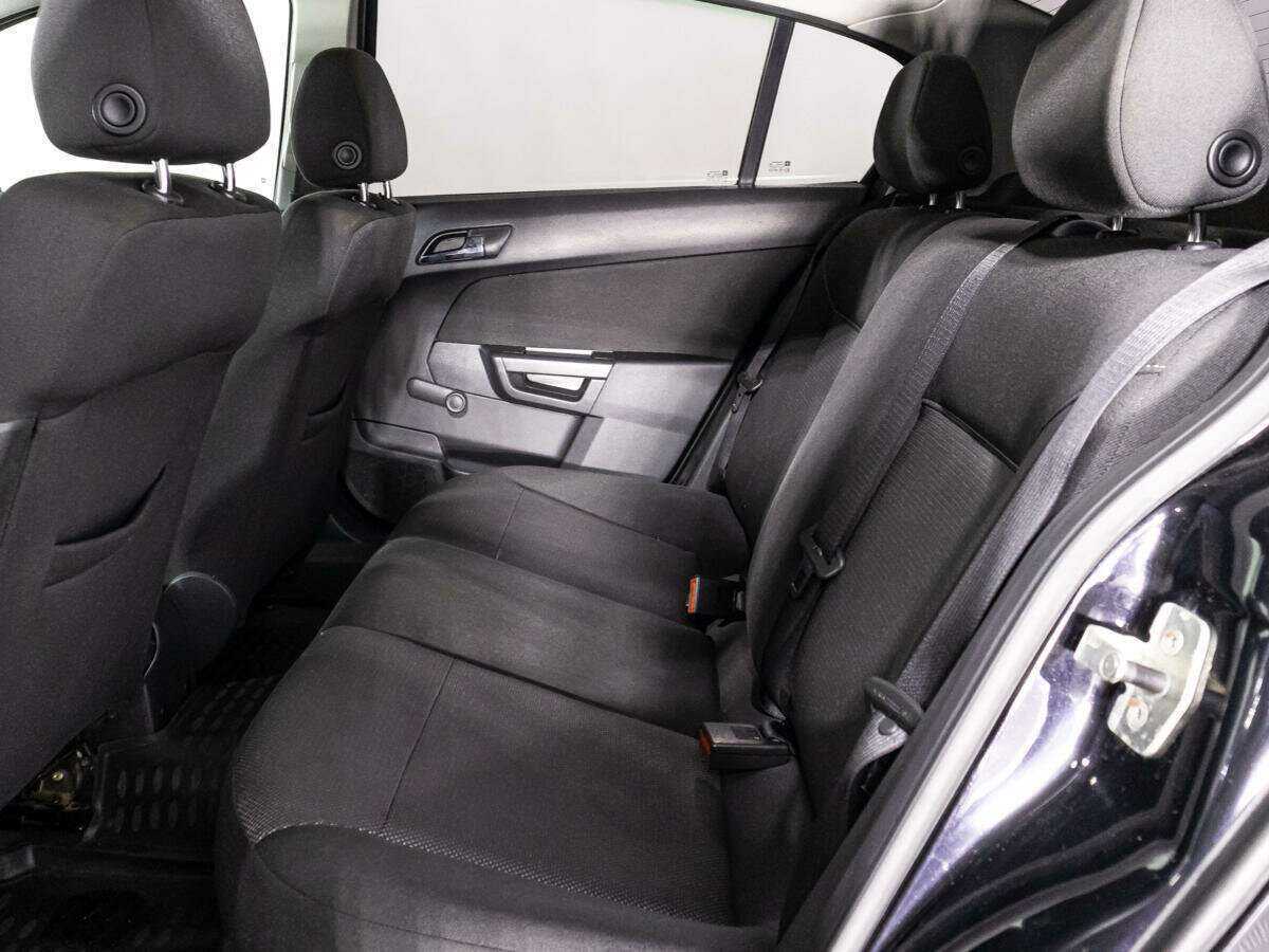 Купить Opel Astra с пробегом. Фото: #9