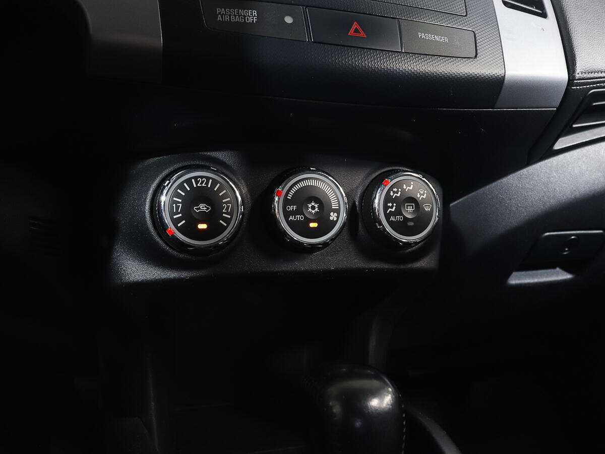 Купить Mitsubishi Outlander с пробегом. Фото: #15