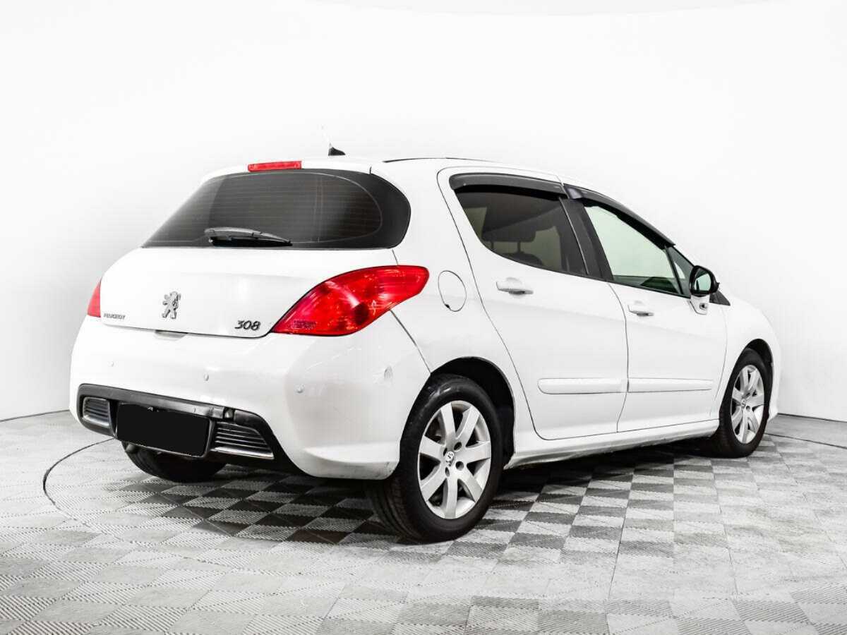 Купить Peugeot 308 с пробегом. Фото: #4