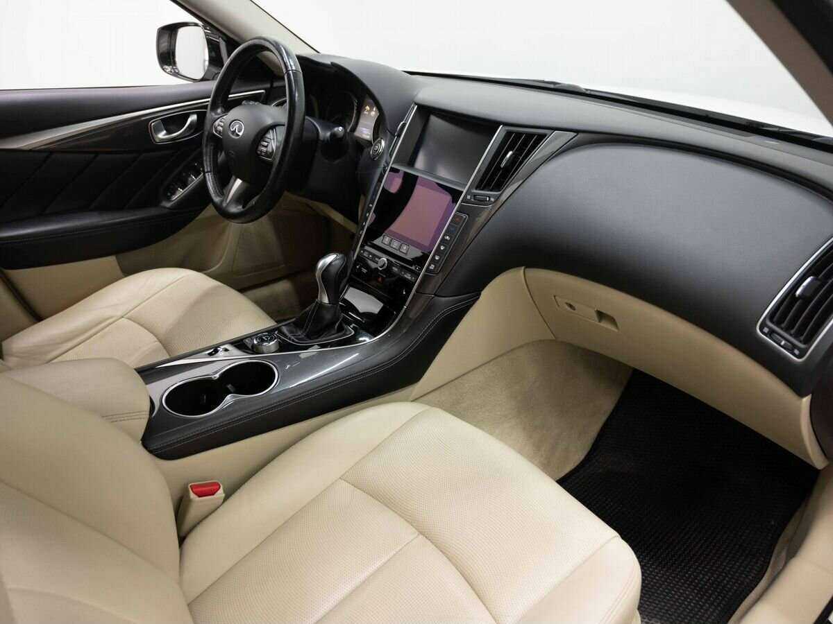 Купить Infiniti Q50 с пробегом. Фото: #6