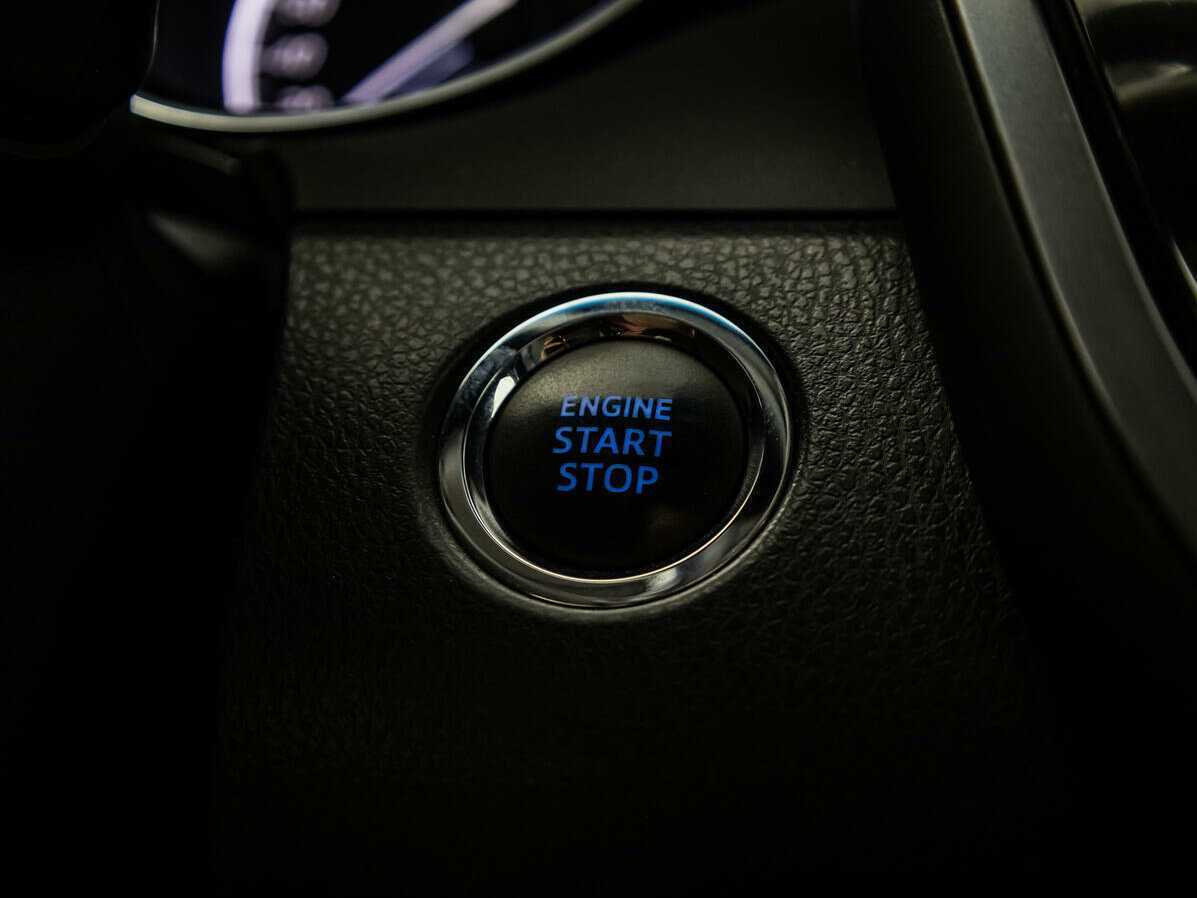Купить Toyota Camry с пробегом. Фото: #11