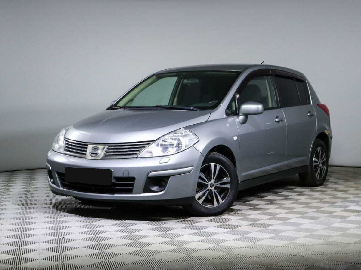 Купить Nissan Tiida с пробегом. Фото: #0