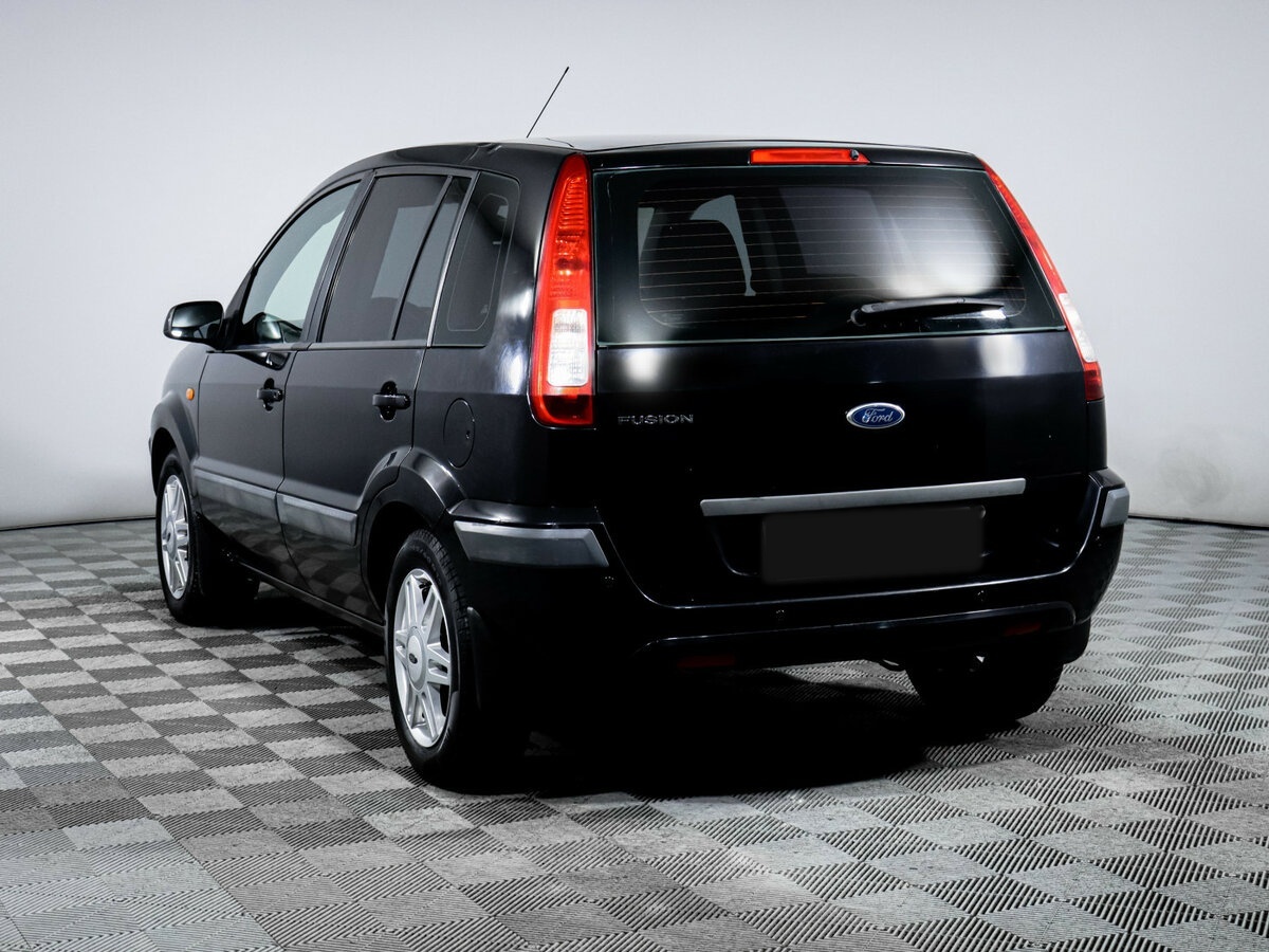 Купить Ford Fusion с пробегом. Фото: #5