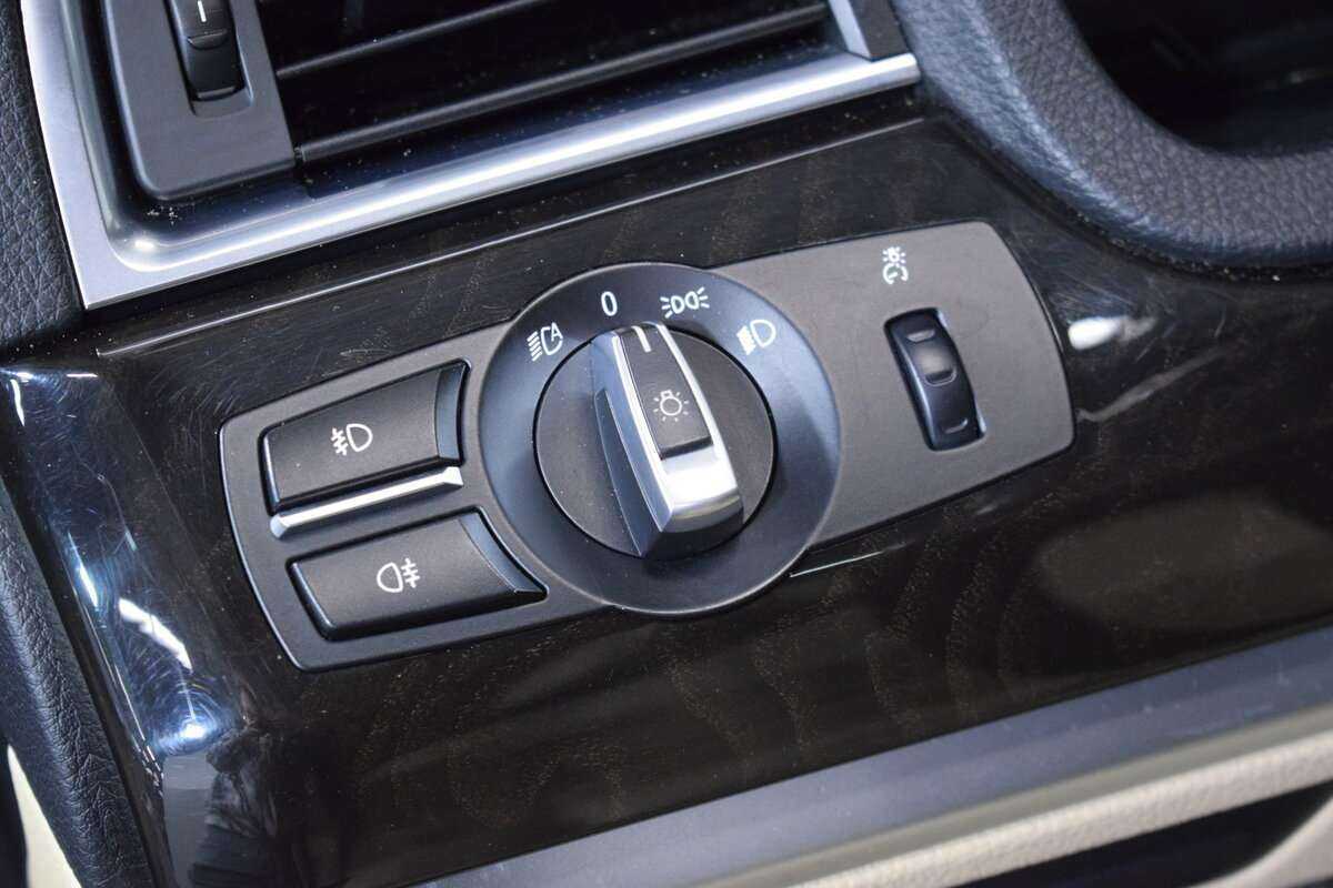 Купить BMW 5 серии с пробегом. Фото: #12