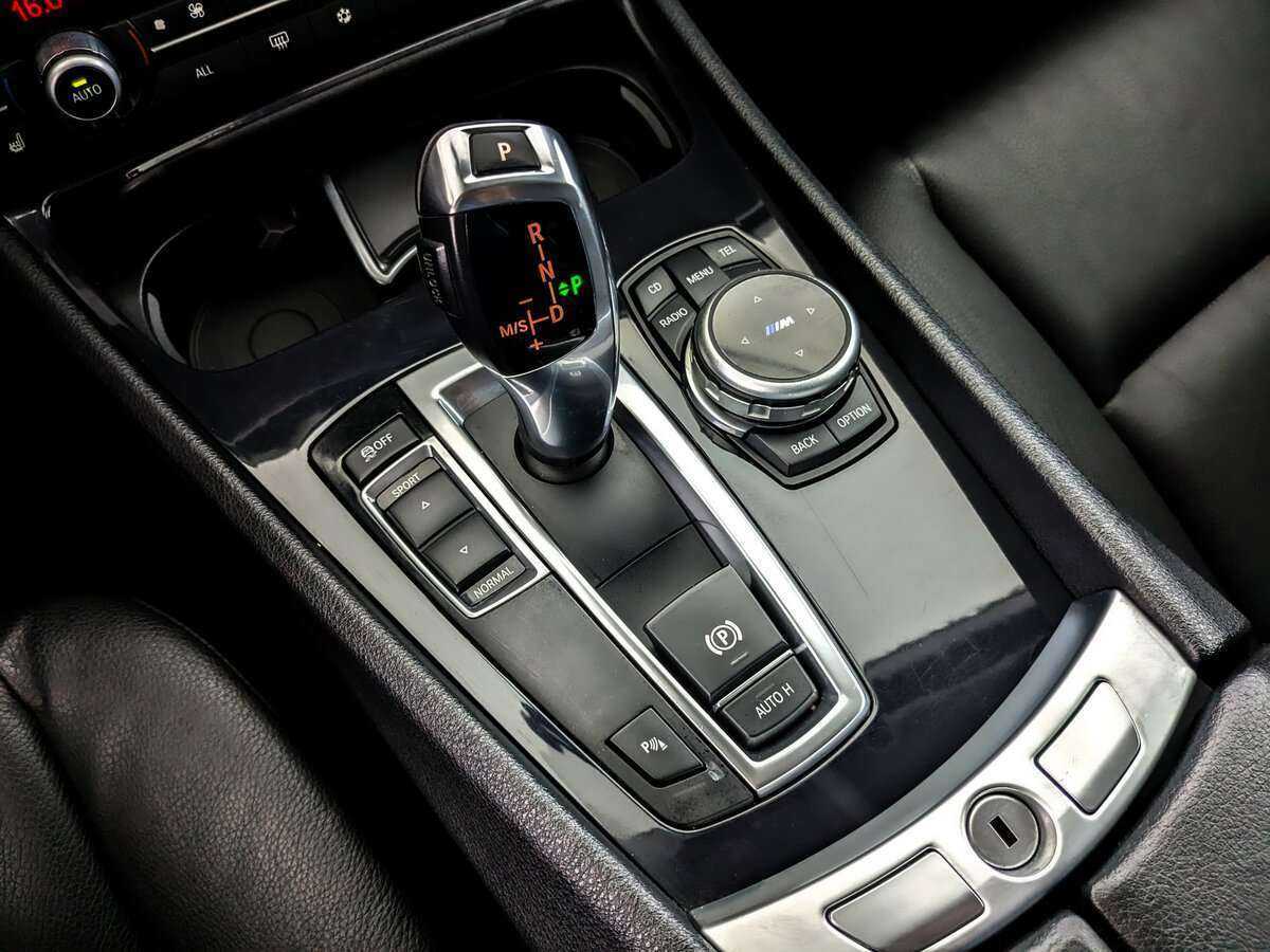 Купить BMW 5 серии с пробегом. Фото: #21