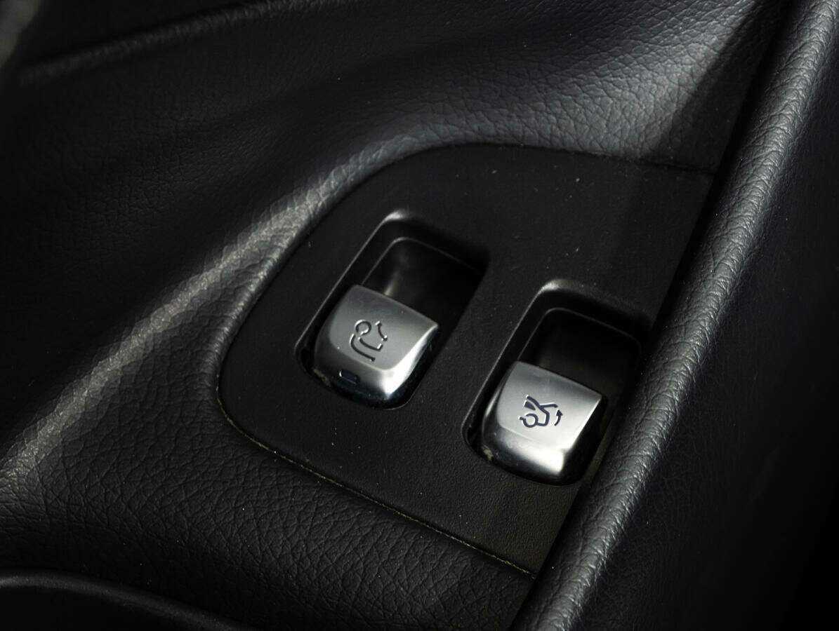 Купить Mercedes-Benz E-Класс с пробегом. Фото: #15