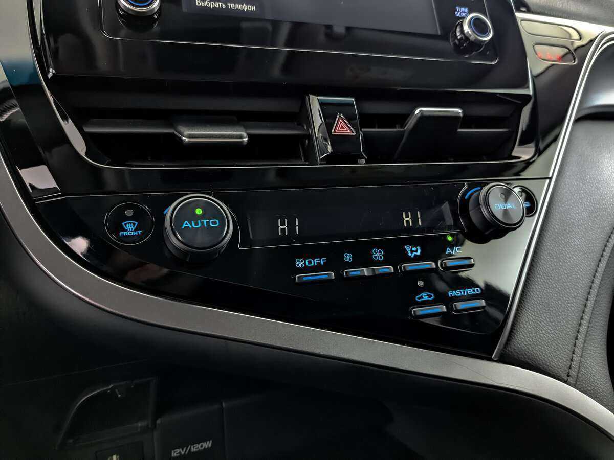 Купить Toyota Camry с пробегом. Фото: #21