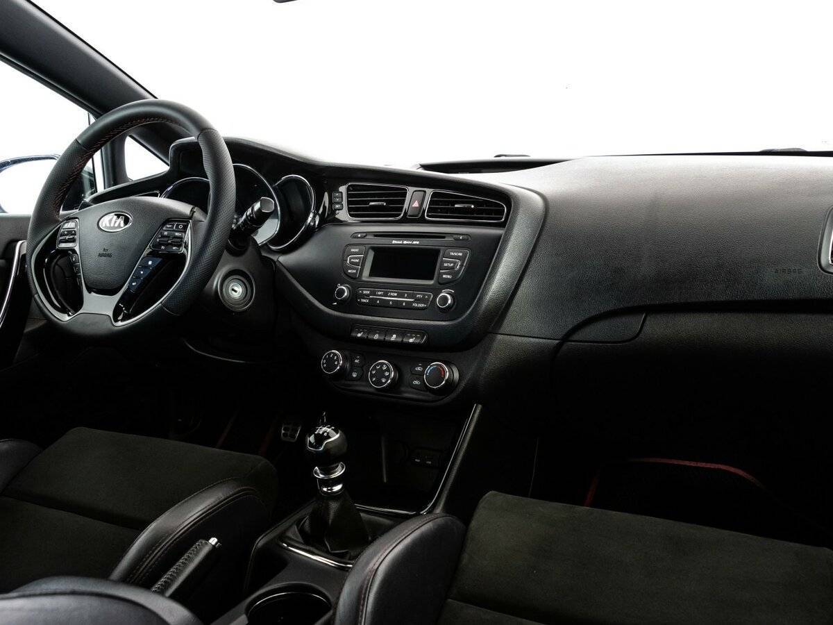 Купить Kia Ceed GT с пробегом. Фото: #9