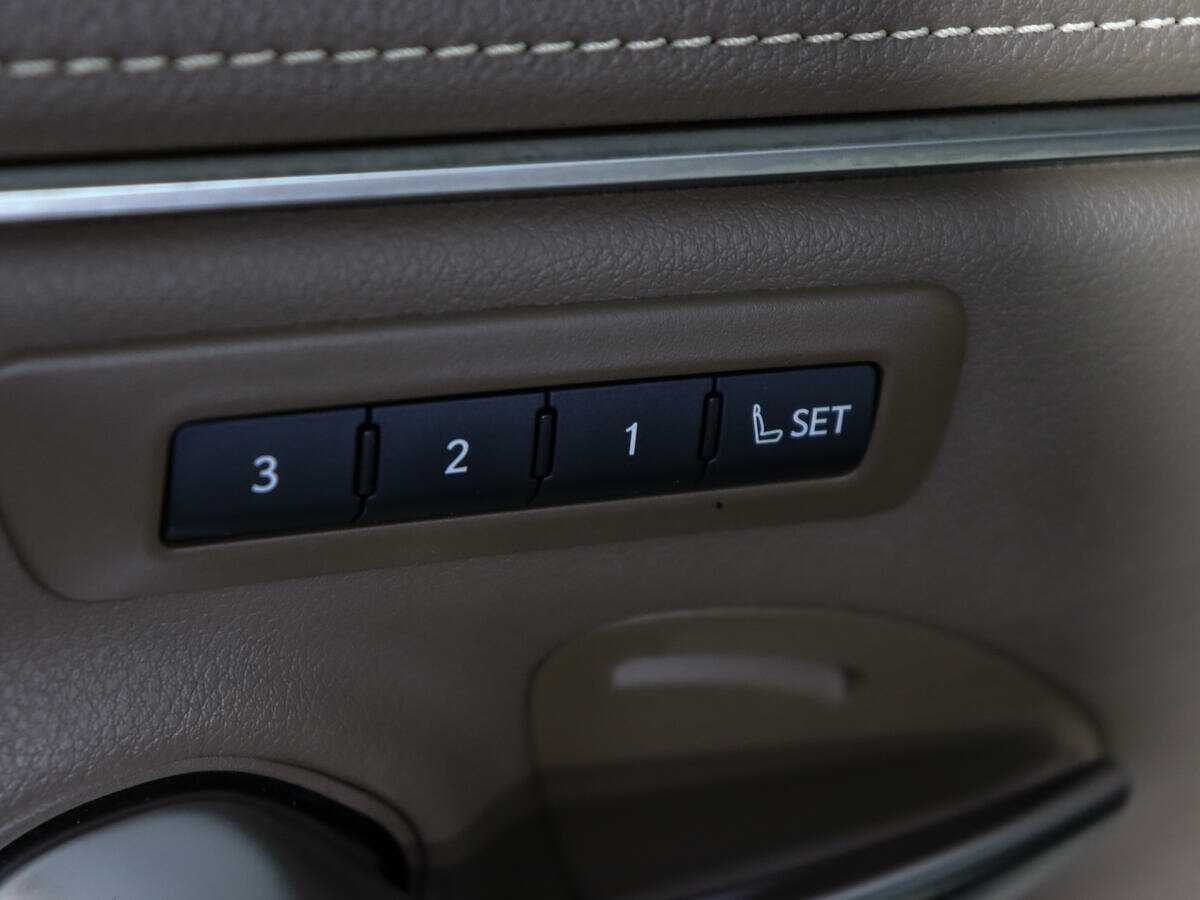 Купить Lexus ES с пробегом. Фото: #20