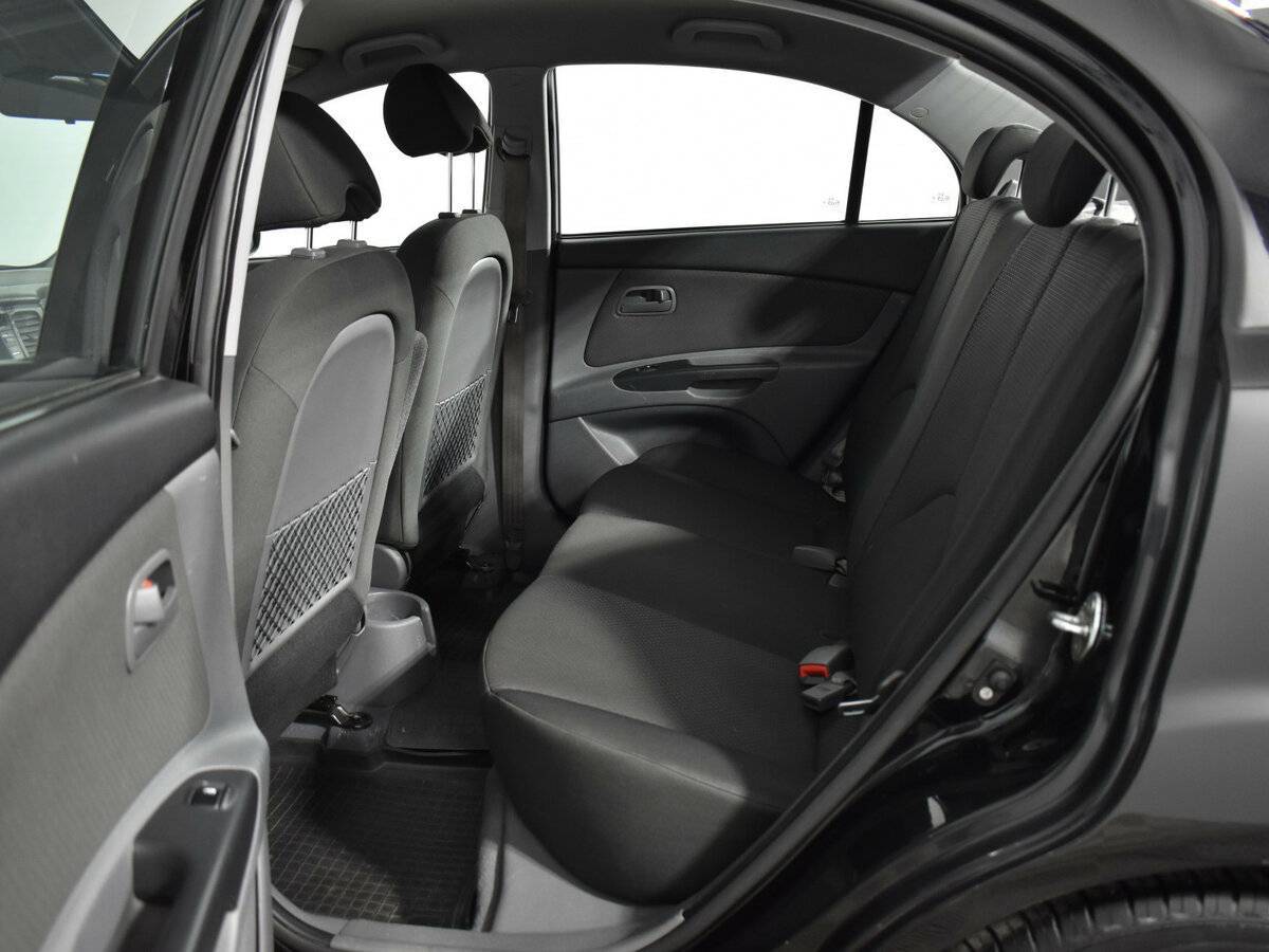 Купить Kia Rio с пробегом. Фото: #11